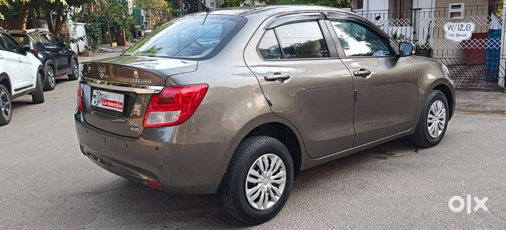 Maruti Suzuki Dzire 1.2 Vxi Amt, 2019, Petrol