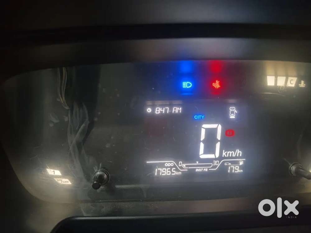 Tata Punch Amt Sunroof 2025