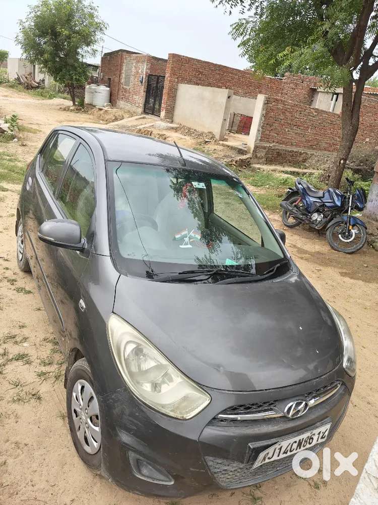 Hyundai I10 Sportz 2012