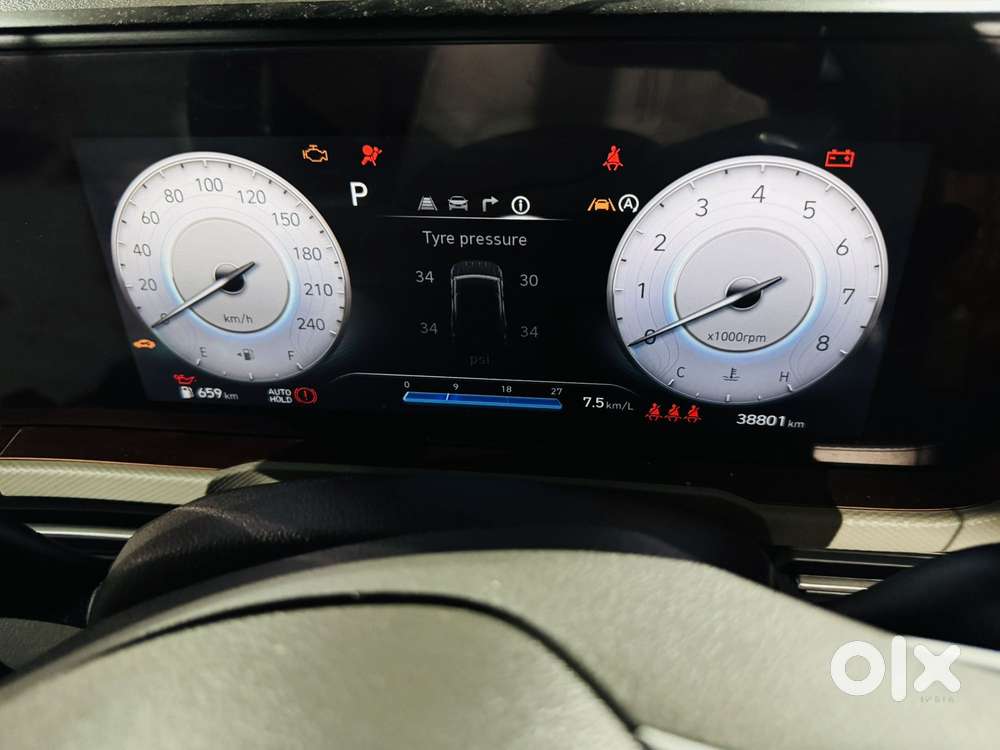 Hyundai Creta Sx (o) 1.5 Petrol Cvt, 2025, Petrol