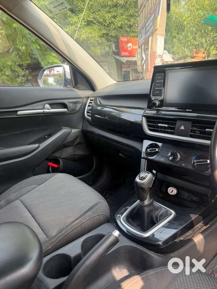 Kia Seltos Petrol 2021