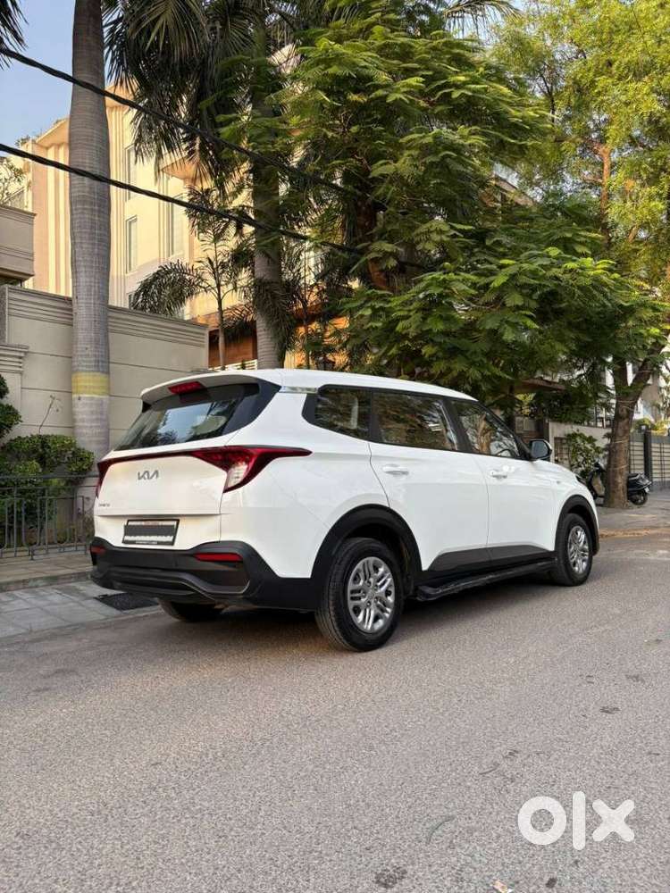 Kia Carens 1.5 Premium 7 Str, 2022, Petrol