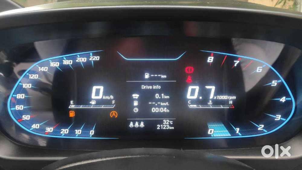 Hyundai I20 Asta (o) 1.2 Mt, 2023, Petrol