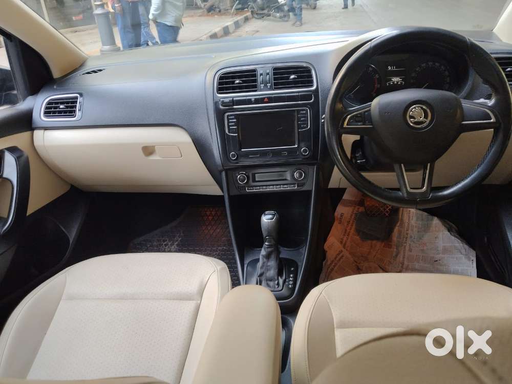 Skoda Rapid 1.6 Mpi At Style, 2019, Petrol