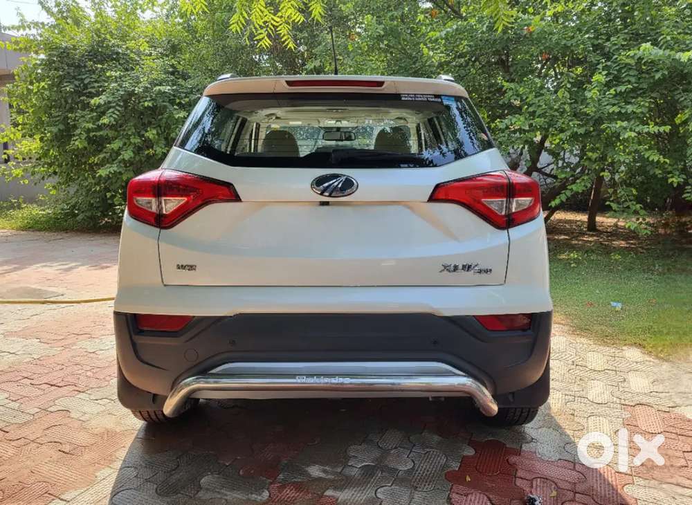 Mahindra Xuv300 2021 Petrol Well Maintained