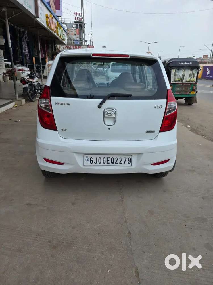 Hyundai I10 Sportz 2012 Model