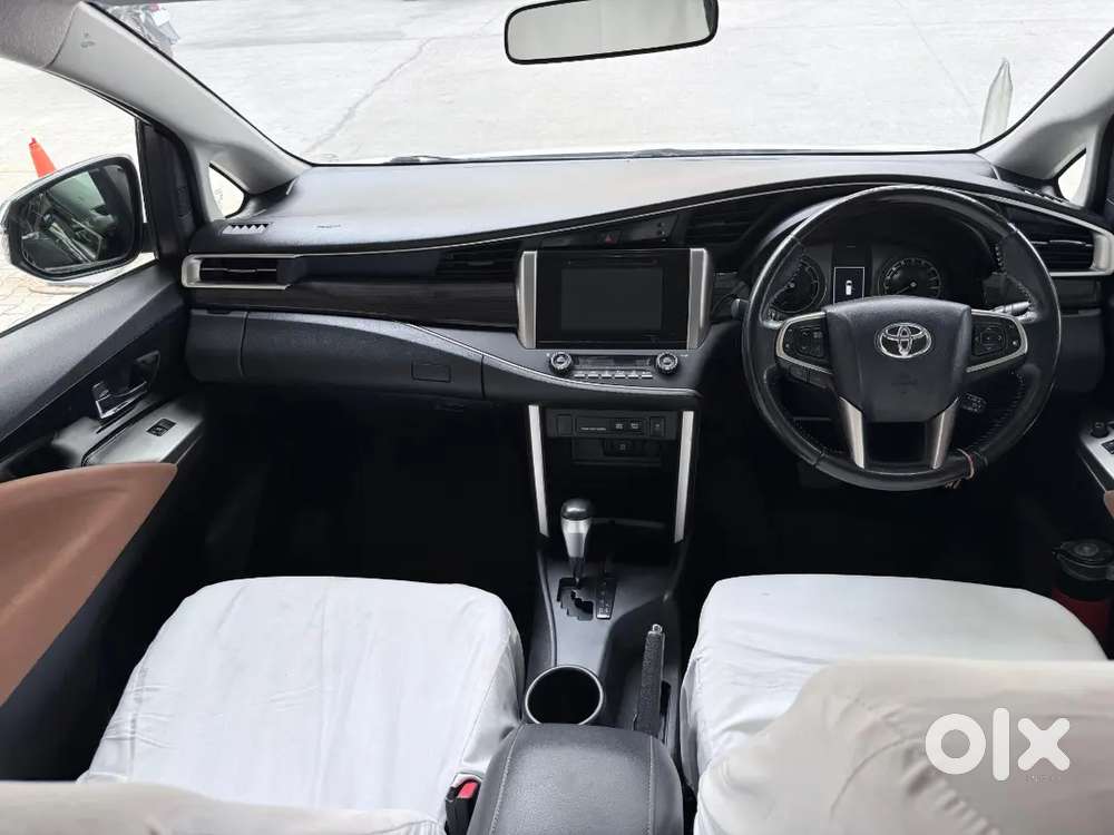 Toyota Innova Crysta 2020 Diesel 132000 Km Driven