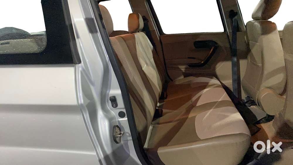 Mahindra Tuv 300 T6, 2017, Diesel