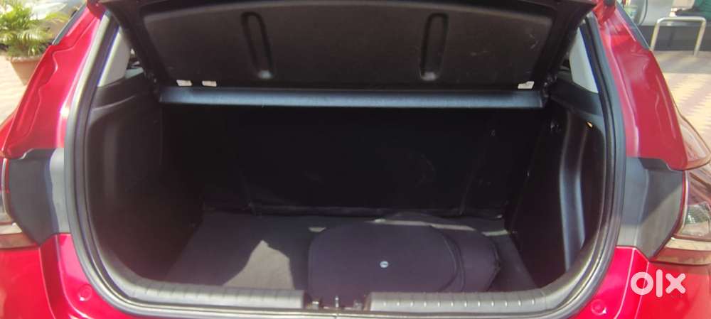 Hyundai New I20 1.5 Asta (o) Mt Dual Tone, 2022, Diesel