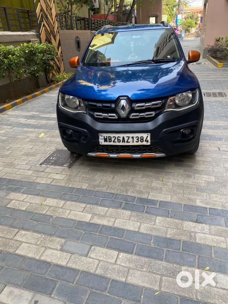 Smart & Stylish Compact Car (automatic)