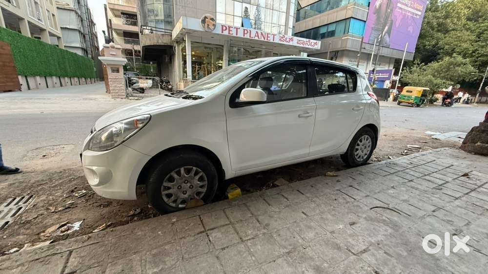 Hyundai I20 Petrol Manual 2010