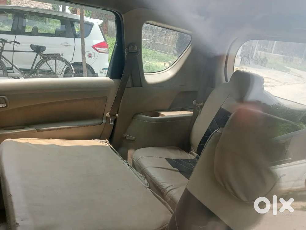 Maruti Suzuki Ertiga Vdi 2013