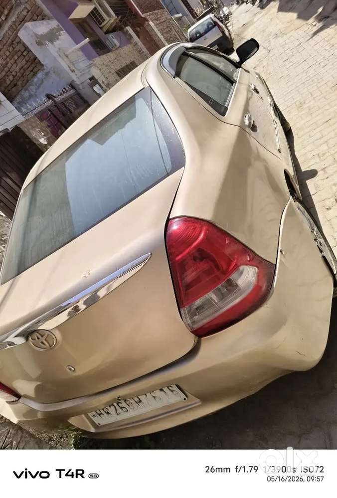 Toyota Etios 2011 Petrol+cng 135000 Km