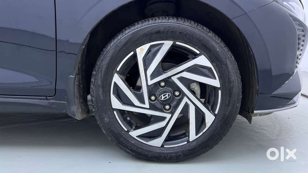 Hyundai New I20 1.2 Asta (o) Ivt, 2024, Petrol