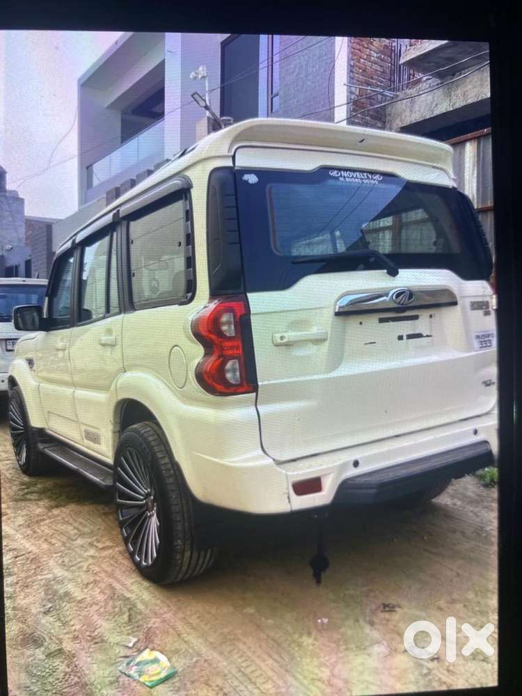 Mahindra Diesel Car 2022