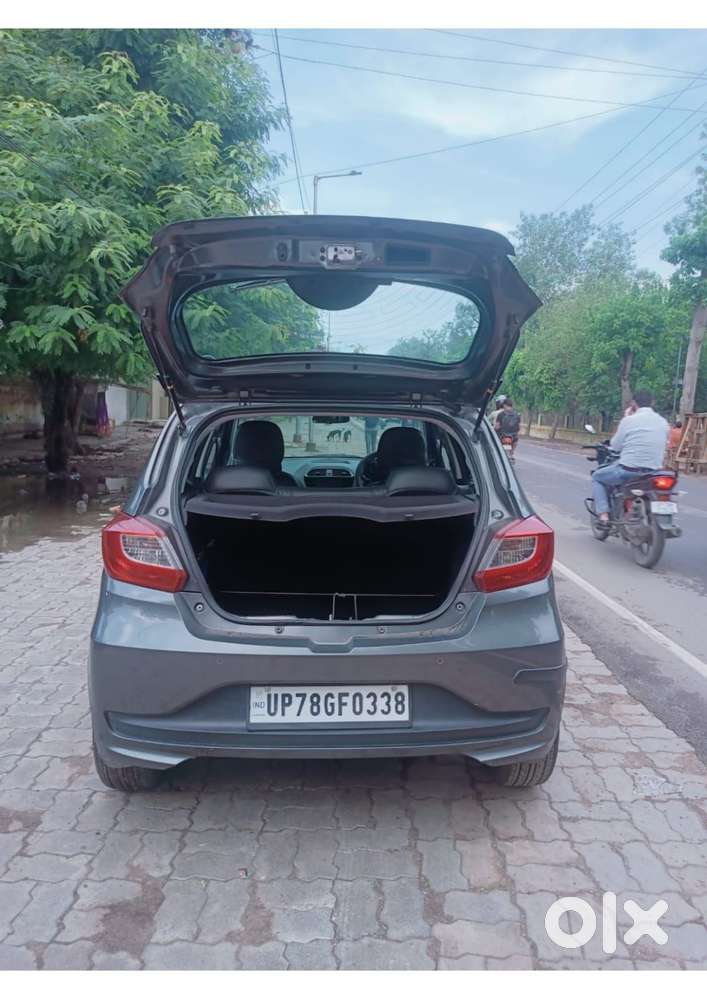 Tata Tigor Xe, 2020, Petrol