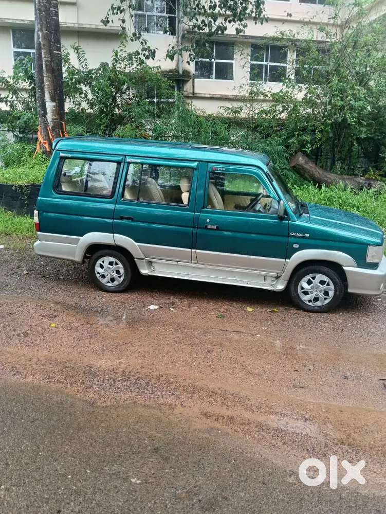 Toyota Qualis 2003 Diesel 280000 Km Driven