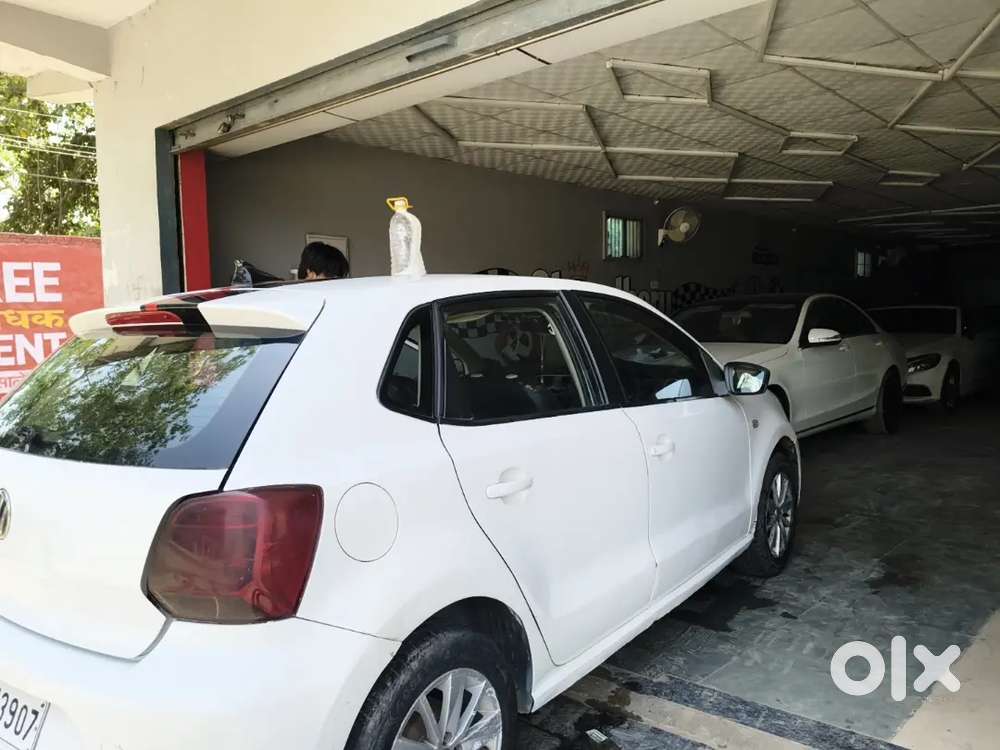 Volkswagen Polo 2015 Cng & Hybrids 98000 Km Driven