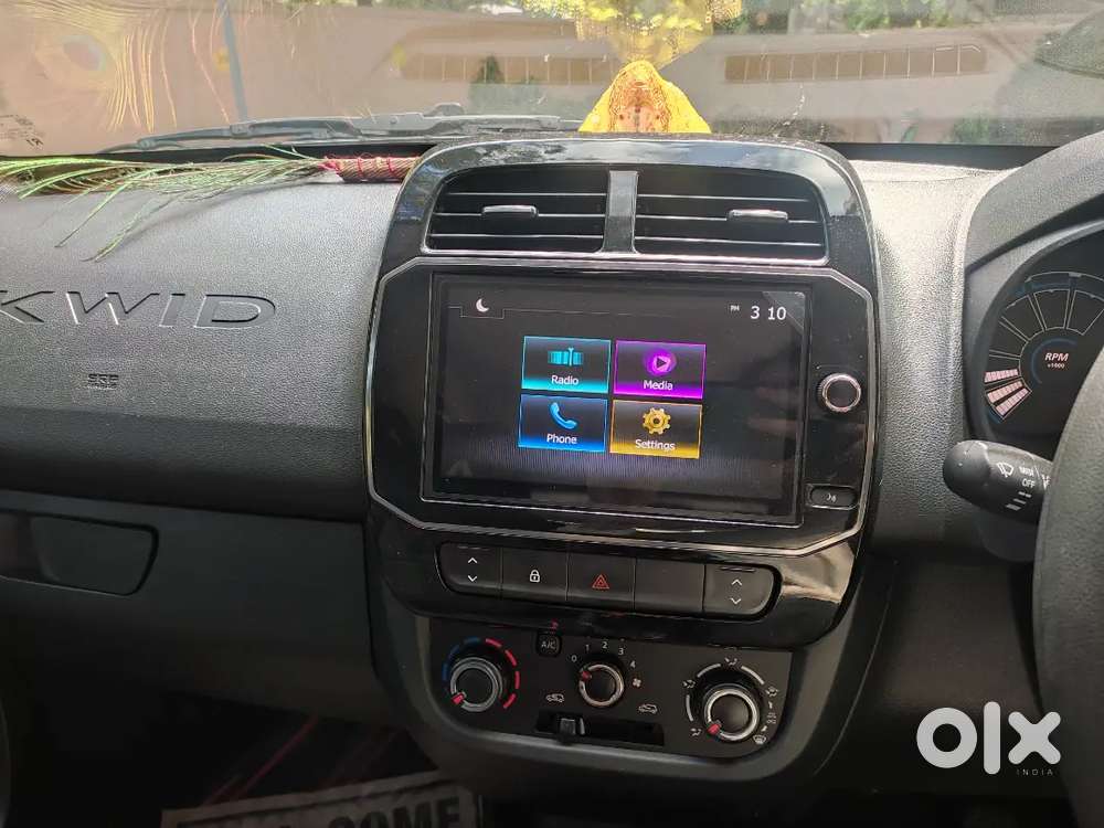 Renault Kwid Automatic (blue) – Excellent Condition, Like New