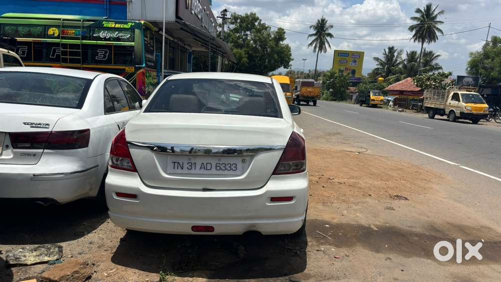 Maruti Suzuki Swift Dzire 2011
