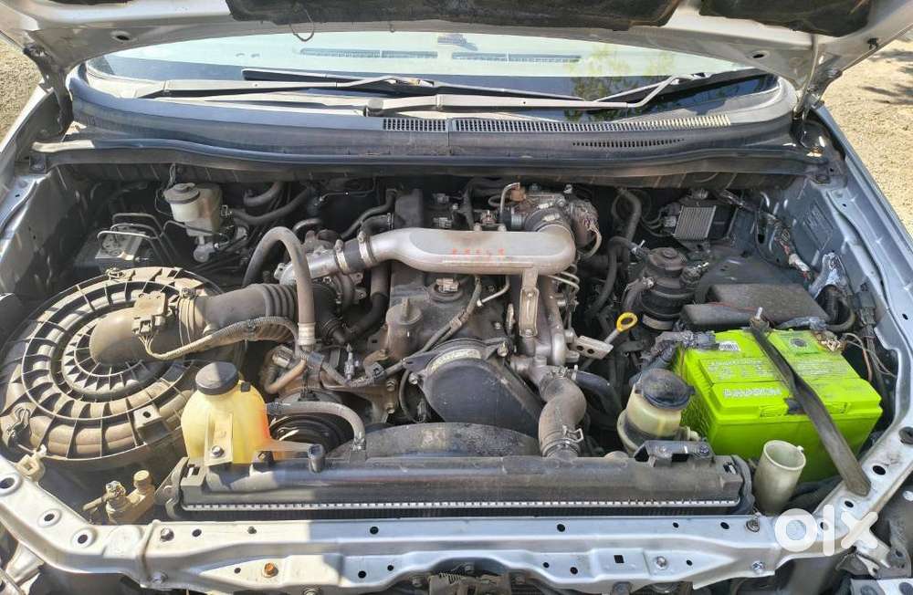 Toyota Innova 2.5 G (diesel) 8 Seater, 2012, Diesel