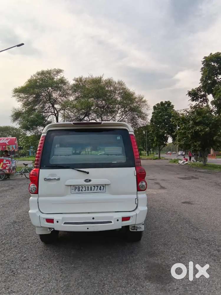 Mahindra Scorpio Classic 2012