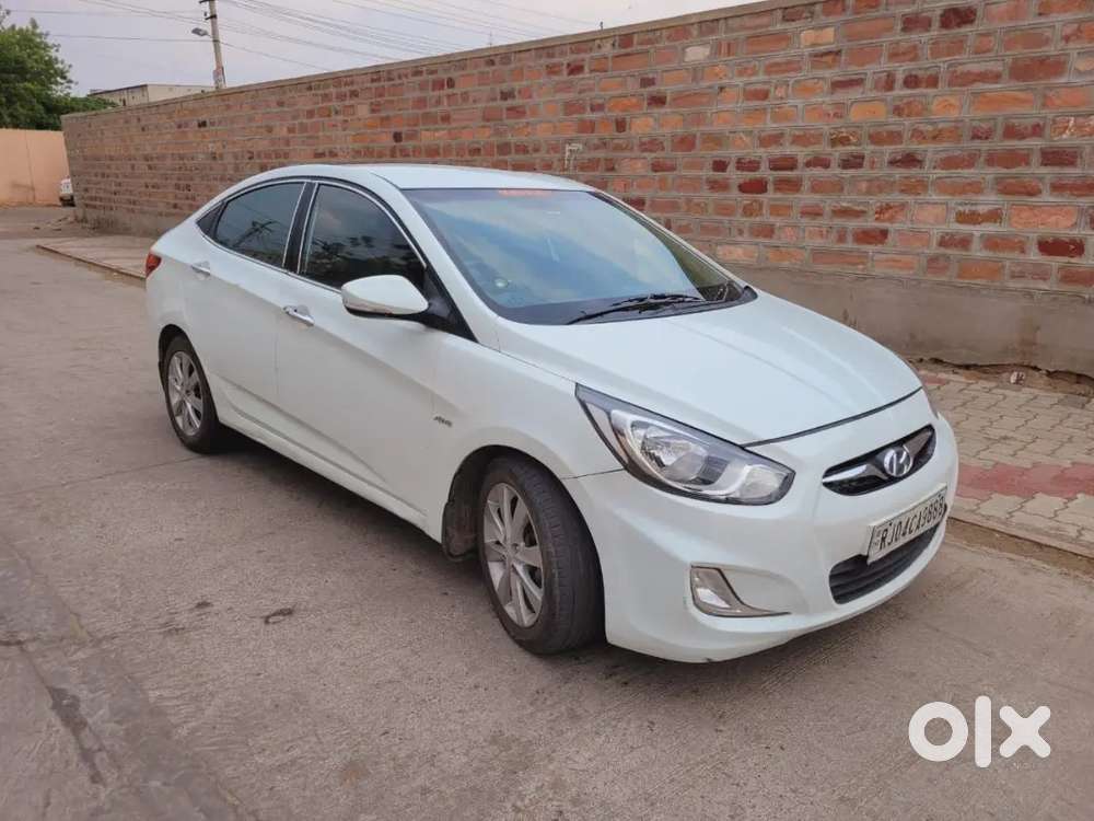 Hyundai Verna Fluidic 1.6 2013