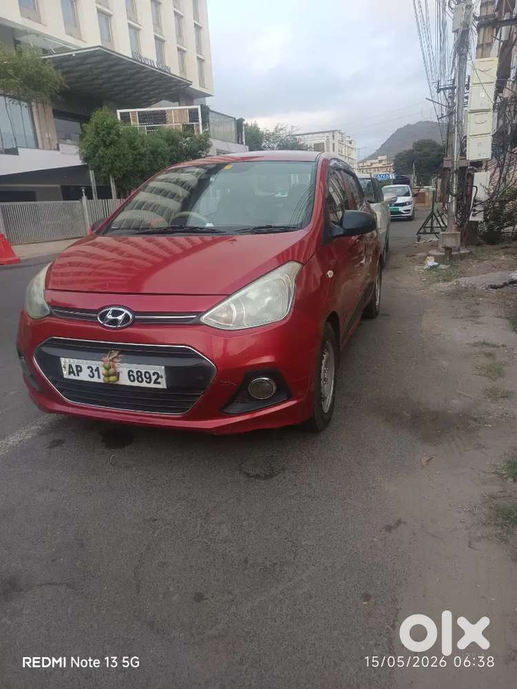 Single Hand Using  No Work New Battery New Tyres Taxi Plate