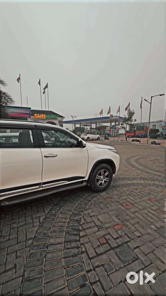 Toyota Car Automatic 2017