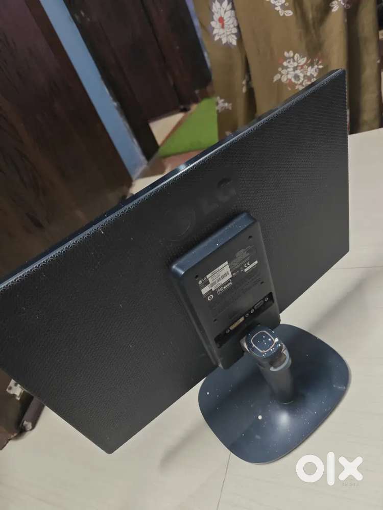 LG 20 inch Monitor