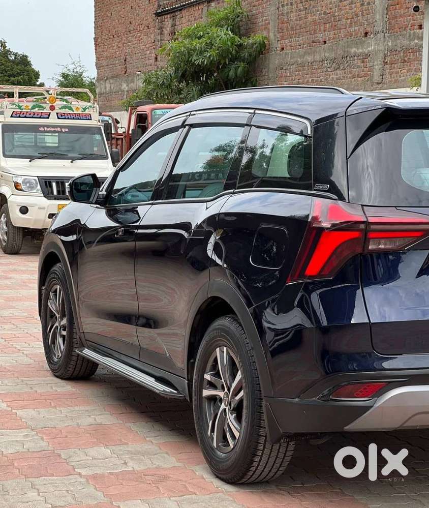 Mahindra Xuv700 2.2 Ax 5 Diesel At 7 Str, 2024, Diesel