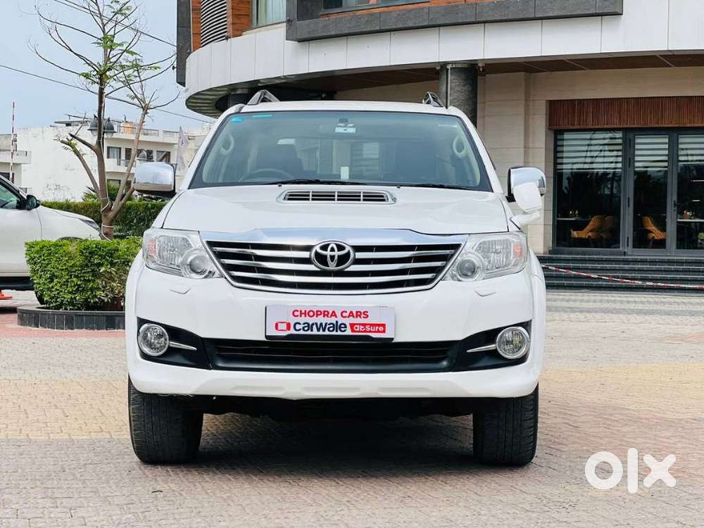 Toyota Fortuner 3.0 4x4 Manual, 2011, Diesel