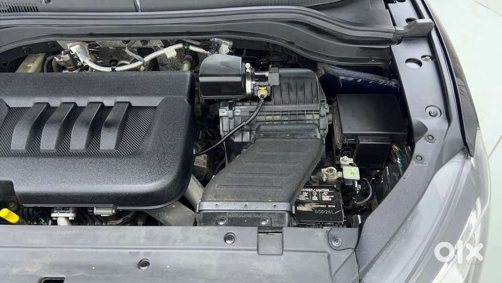 Mahindra Xuv700 2.2 Ax 7 Diesel Mt Luxury Pack Str, 2023, Diesel