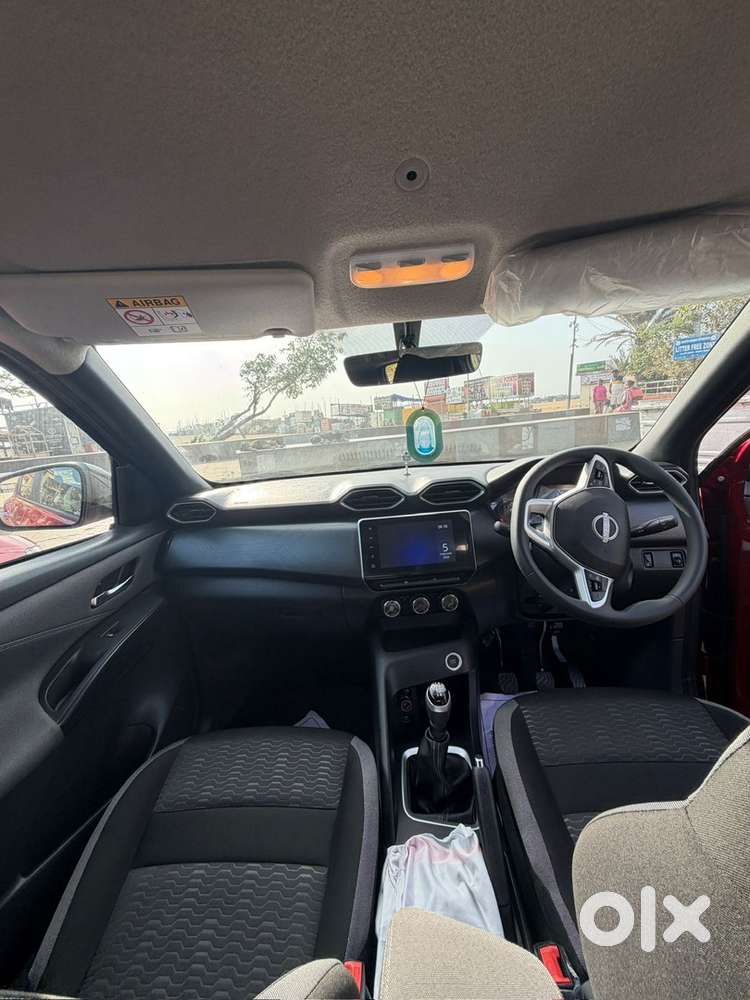 Nissan Magnite Petrol Manual 2025