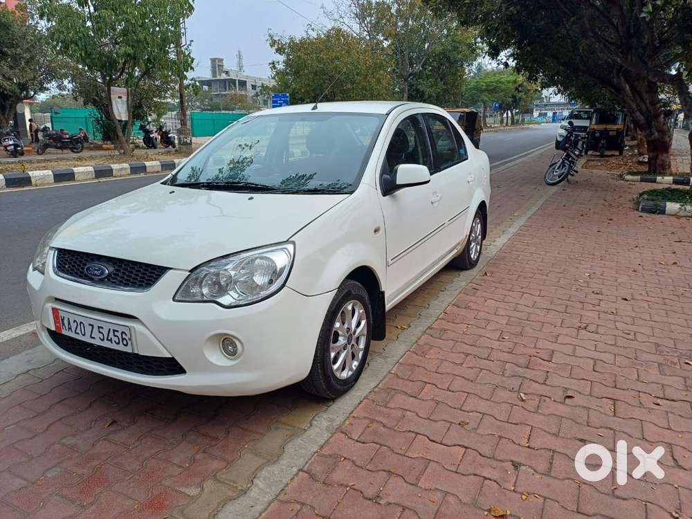 Ford Fiesta Petrol Style, 2013, Cng & Hybrids