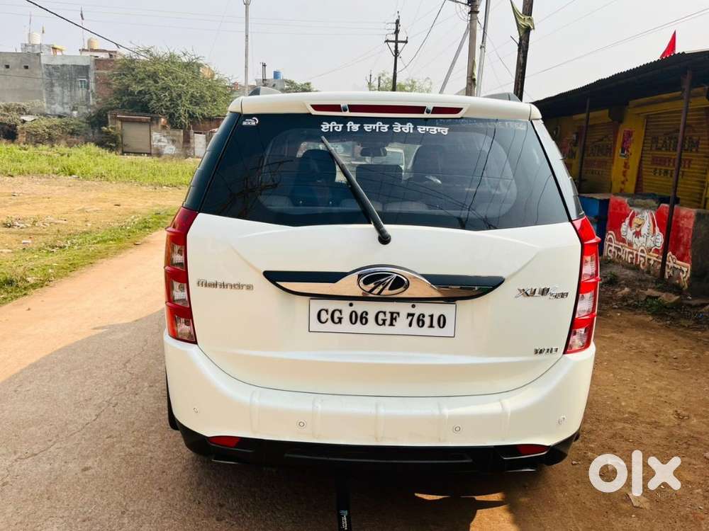Mahindra Xuv500 W10