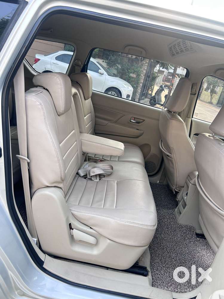 Maruti Suzuki Ertiga 1.5 Zxi Plus Shvs, 2019, Petrol