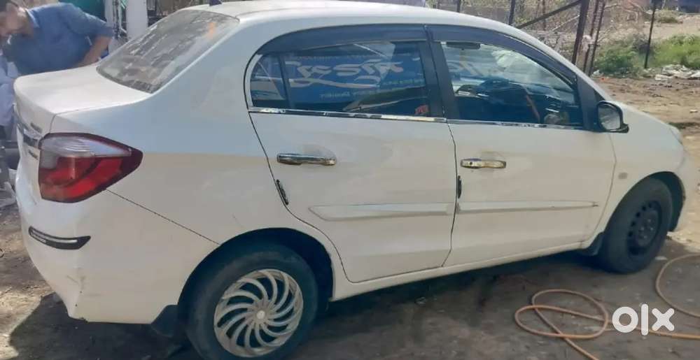 Honda Amaze Diesel 2013