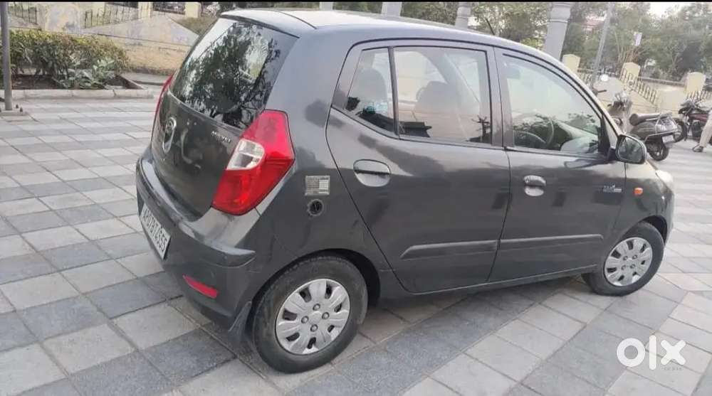 Hyundai I10 2013 Petrol 93000 Km Driven