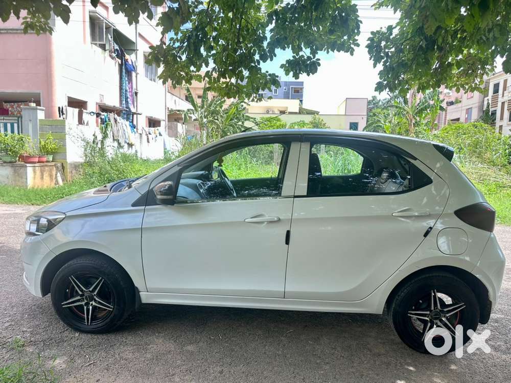 Tata Tiago 2019 Petrol 53200 Kms Driven