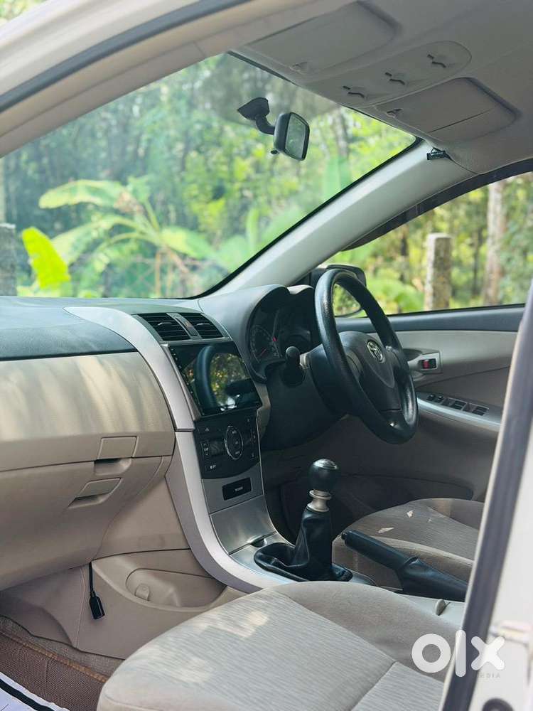 Toyota Corolla Altis 2013 Diesel 85000 Km Driven