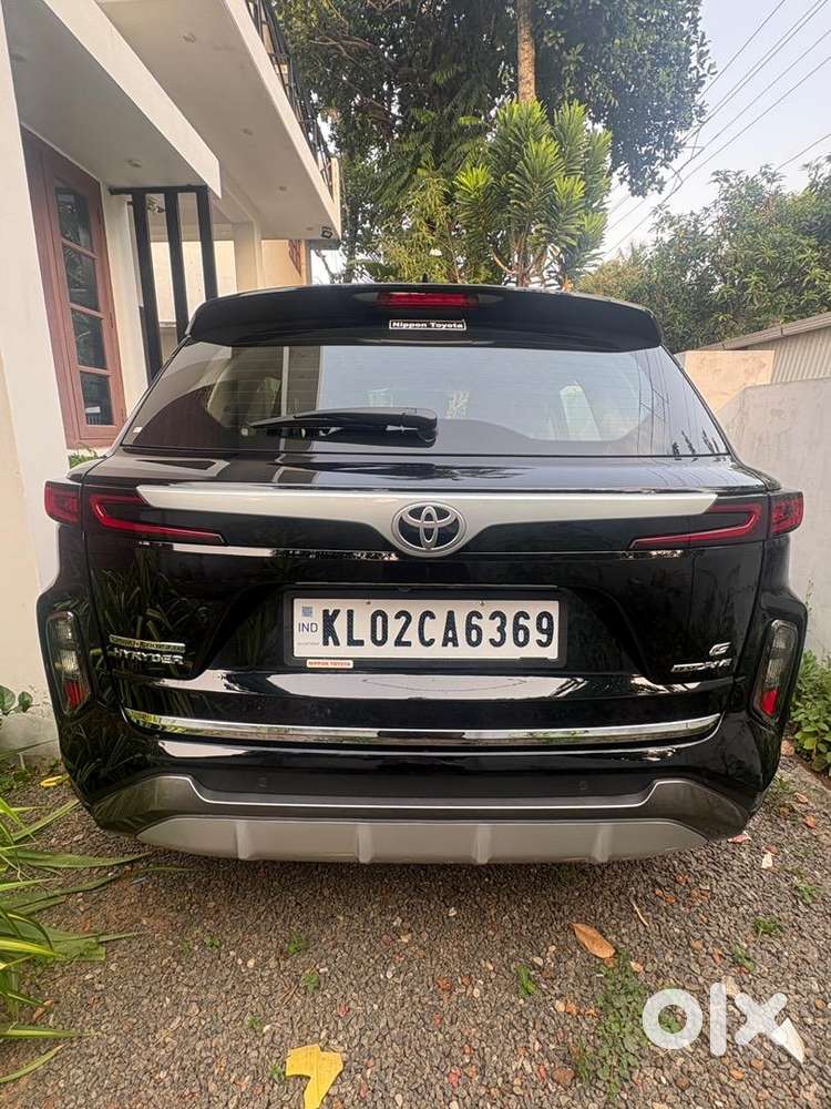 Toyota Urban Cruiser Hyryder 2025 Petrol 4700 Km Driven