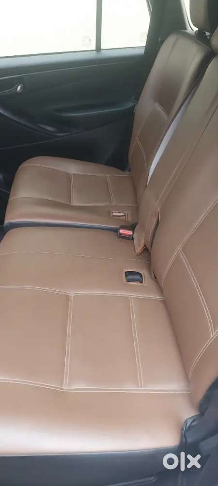 Toyota Innova Crysta 2024