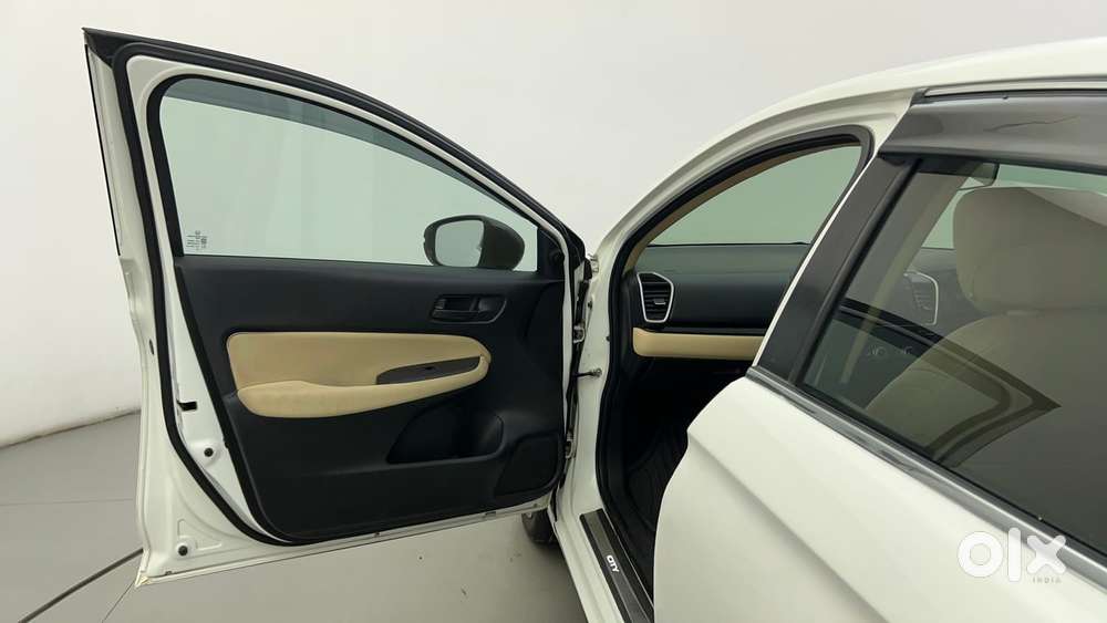Honda City I-vtec V, 2022, Petrol