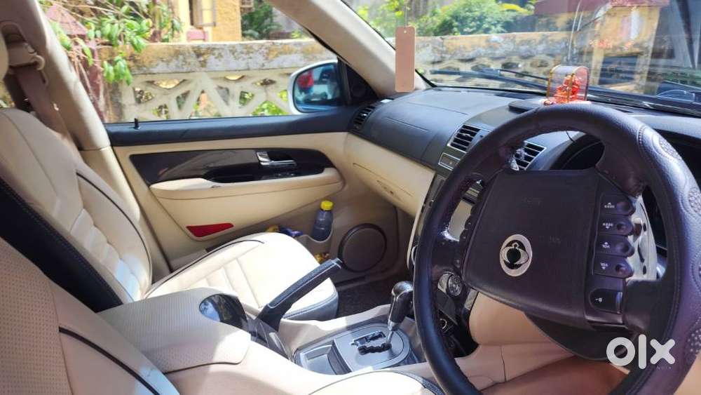 Mahindra Rexton, 2015, Diesel