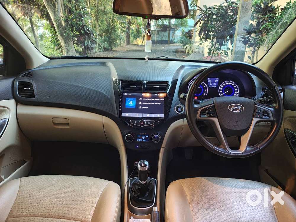 Hyundai Fluidic Verna 1,6 Sx  Petrol Well Maintained