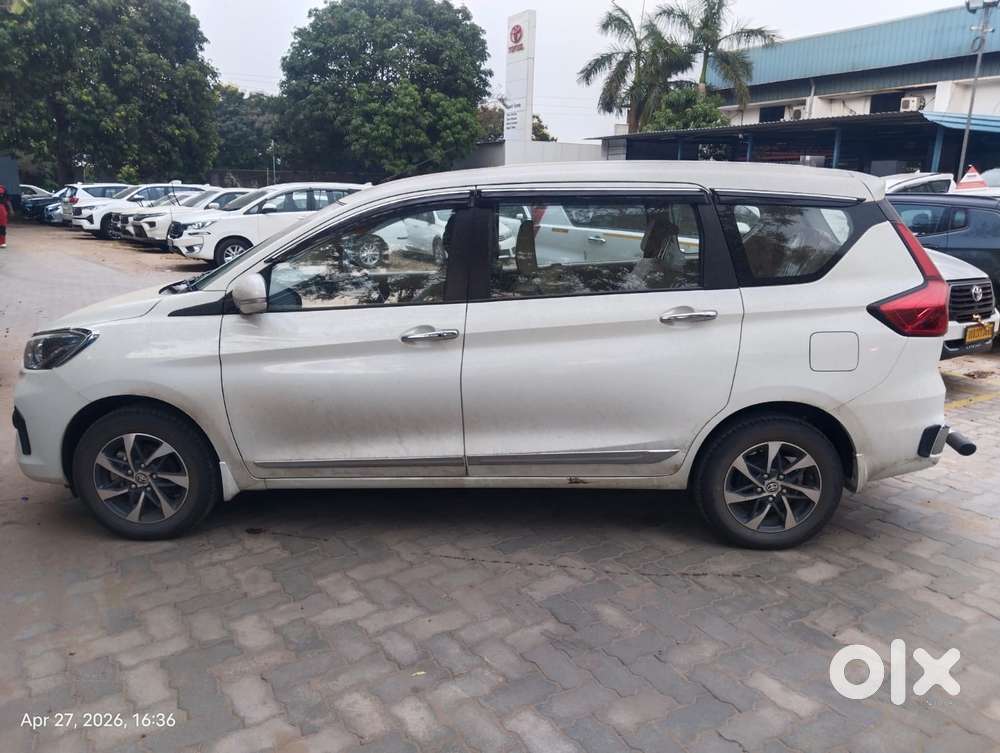 Toyota Rumion G Petrol Automatic Dual Tone, 2024, Petrol