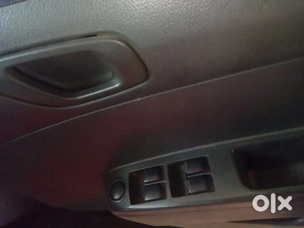 Chevrolet Beat Lt Petrol 2012