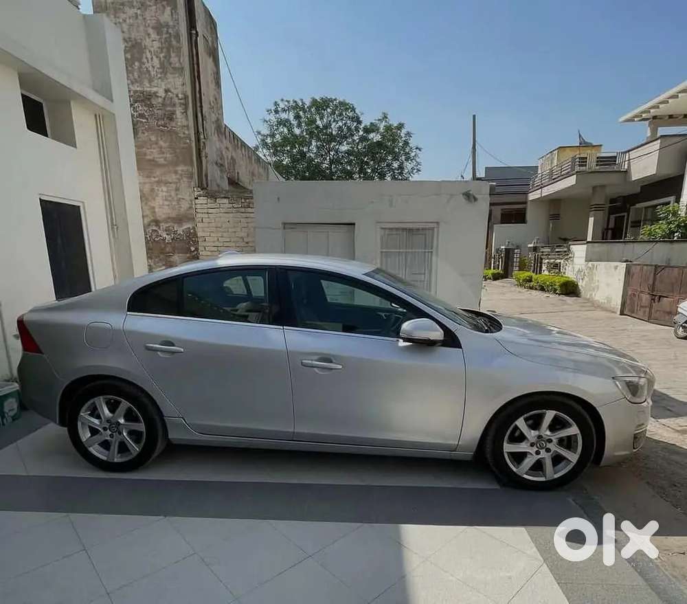Volvo S60 2015 Diesel Well Maintained