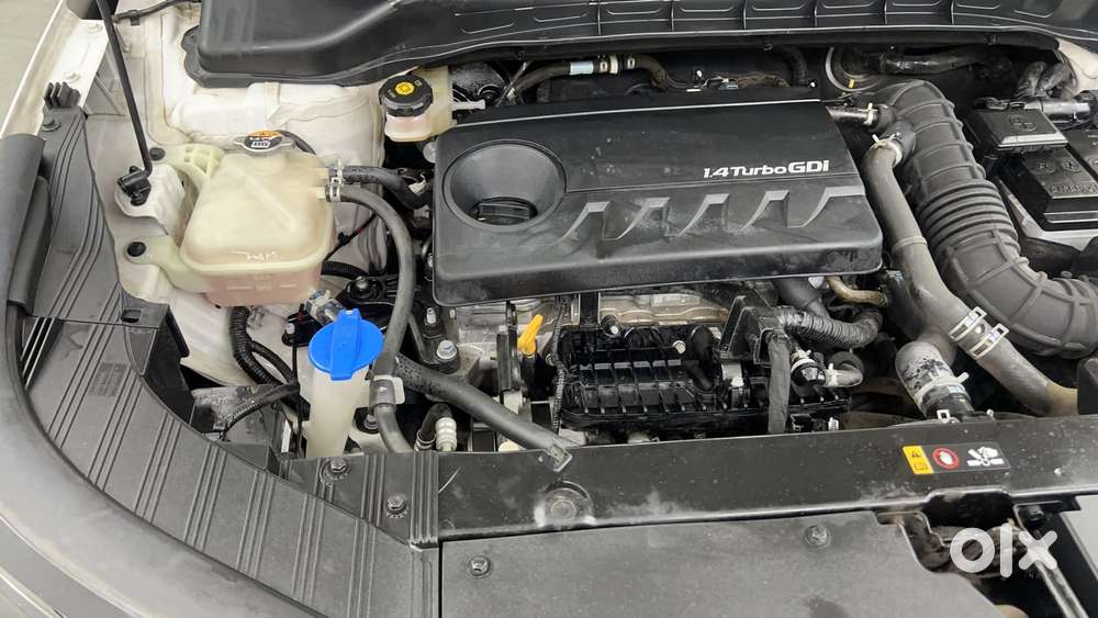 Kia Carens 1.4 Luxury Plus Dct 7 Str, 2022, Petrol